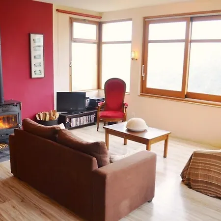 Hébergement de vacances De Groupe Du Viaduc Des Fades