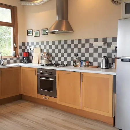 De Groupe Du Viaduc Des Fades Hébergement de vacances Les Ancizes-Comps